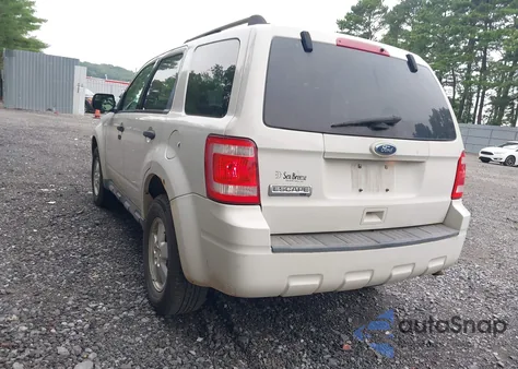 2011 Ford Escape Xlt из США, поврежденный, VIN 1FMCU9D77BKB99449